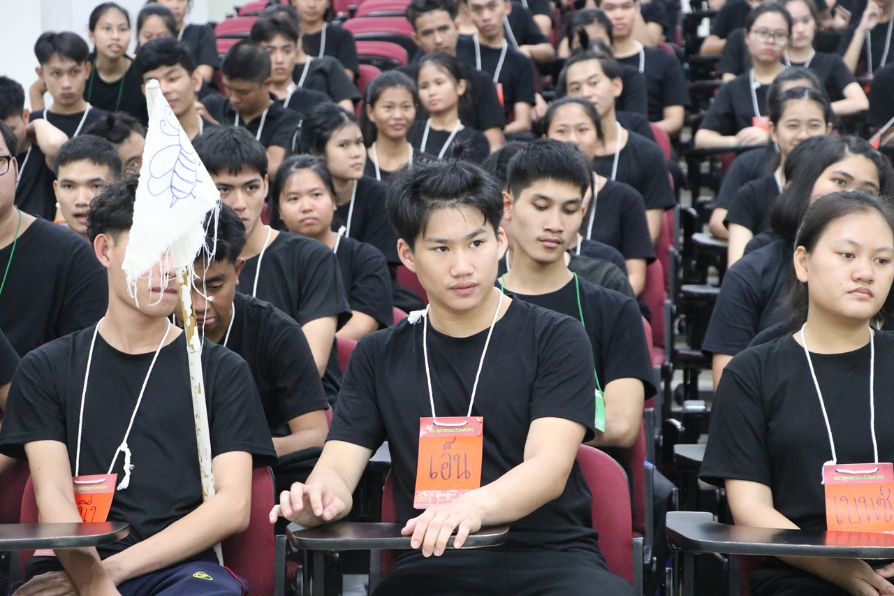 สโมสรนิสิตคณะรัฐศาสตร์และสังคมศาสตร์ มหาวิทยาลัยพะเยา เปิดกิจกรรม “สานสัมพันธ์สิงห์กว๊าน-พิราบขาว” (กิจกรรมรับนิสิตใหม่) ประจำปีการศึกษา 2561