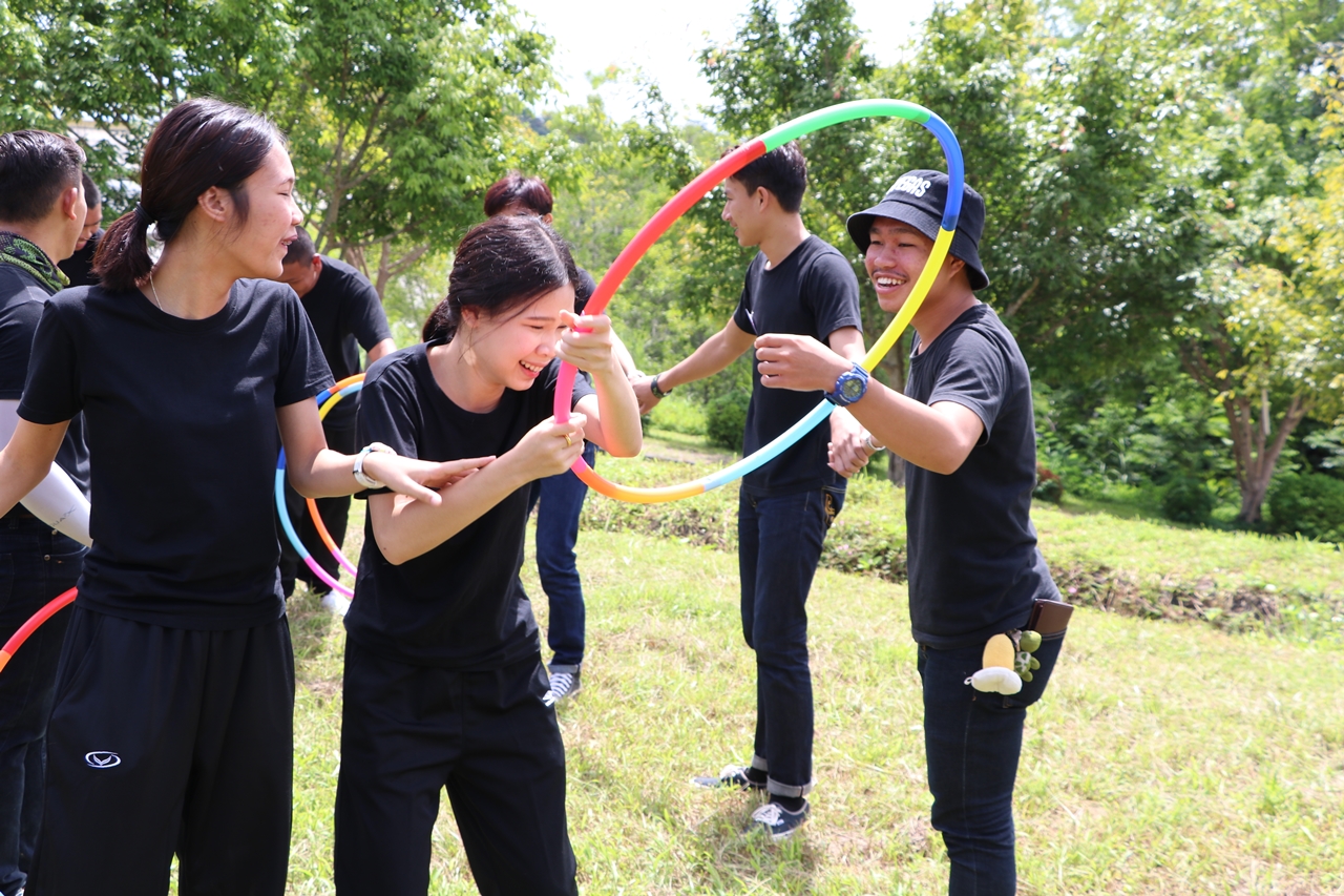 หน่วยกิจการนิสิตและทำนุบำรุงศิลปวัฒนธรรม พร้อมด้วยสโมสรนิสิตฯ คณะรัฐศาสตร์และสังคมศาสตร์ มหาวิทยาลัยพะเยา ร่วมกันจัดโครงการสานสัมพันธ์สิงห์กว๊าน-พิราบขาว