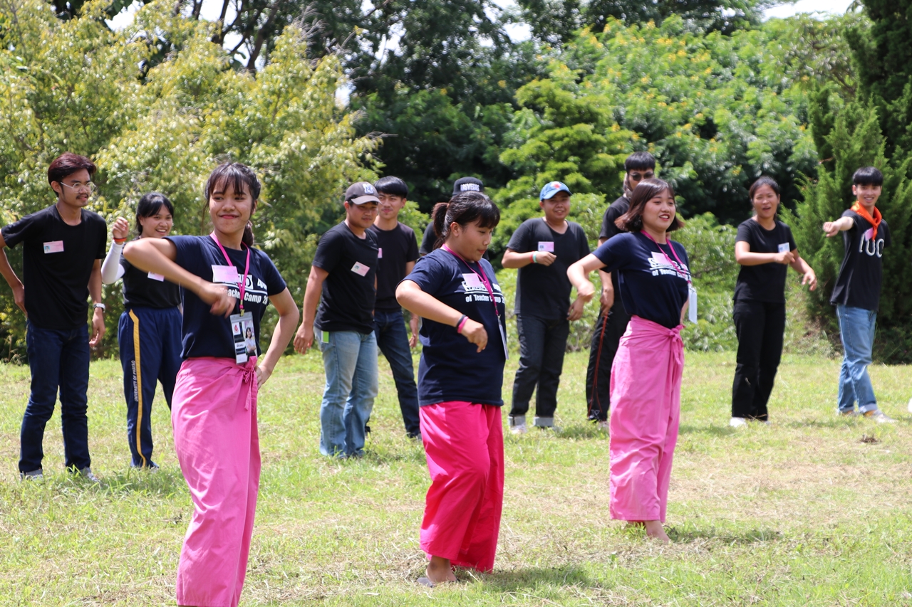 หน่วยกิจการนิสิตและทำนุบำรุงศิลปวัฒนธรรม พร้อมด้วยสโมสรนิสิตฯ คณะรัฐศาสตร์และสังคมศาสตร์ มหาวิทยาลัยพะเยา ร่วมกันจัดโครงการสานสัมพันธ์สิงห์กว๊าน-พิราบขาว