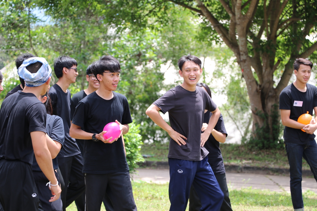 หน่วยกิจการนิสิตและทำนุบำรุงศิลปวัฒนธรรม พร้อมด้วยสโมสรนิสิตฯ คณะรัฐศาสตร์และสังคมศาสตร์ มหาวิทยาลัยพะเยา ร่วมกันจัดโครงการสานสัมพันธ์สิงห์กว๊าน-พิราบขาว