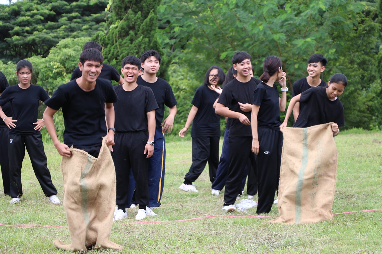 หน่วยกิจการนิสิตและทำนุบำรุงศิลปวัฒนธรรม พร้อมด้วยสโมสรนิสิตฯ คณะรัฐศาสตร์และสังคมศาสตร์ มหาวิทยาลัยพะเยา ร่วมกันจัดโครงการสานสัมพันธ์สิงห์กว๊าน-พิราบขาว