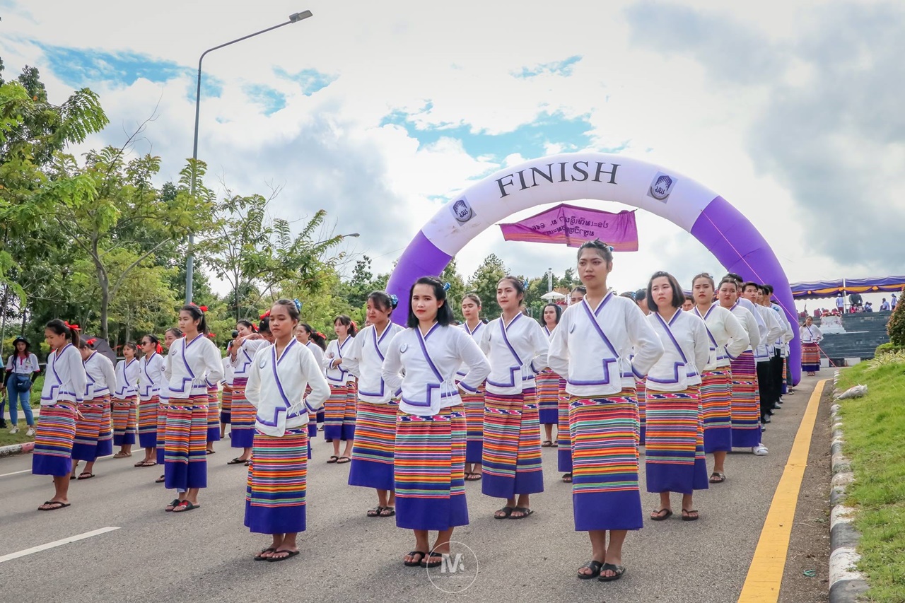 คณะรัฐศาสตร์และสังคมศาสตร์ มหาวิทยาลัยพะเยา ร่วมกิจกรรมประเพณีเดินเข้ามหาวิทยาลัยพะเยา ประจำปี 2561