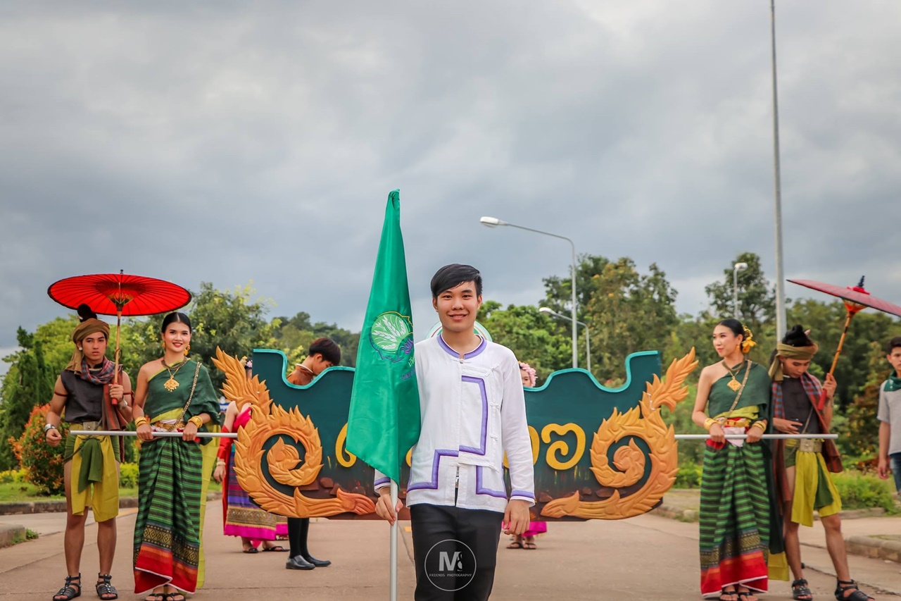 คณะรัฐศาสตร์และสังคมศาสตร์ มหาวิทยาลัยพะเยา ร่วมกิจกรรมประเพณีเดินเข้ามหาวิทยาลัยพะเยา ประจำปี 2561