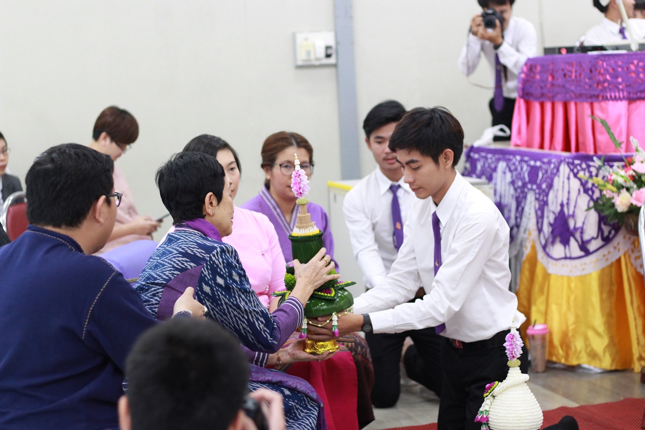 หน่วยกิจการนิสิตและทำนุบำรุงศิลปวัฒนธรรม พร้อมด้วยสโมสรนิสิต คณะรัฐศาสตร์และสังคมศาสตร์ มหาวิทยาลัยพะเยา ดำเนินโครงการคุรุปูจา ไหว้สา ปารมี(ไหว้ครูคณะรัฐศาสตร์และสังคมศาสตร์) ประจำปีการศึกษา 2561