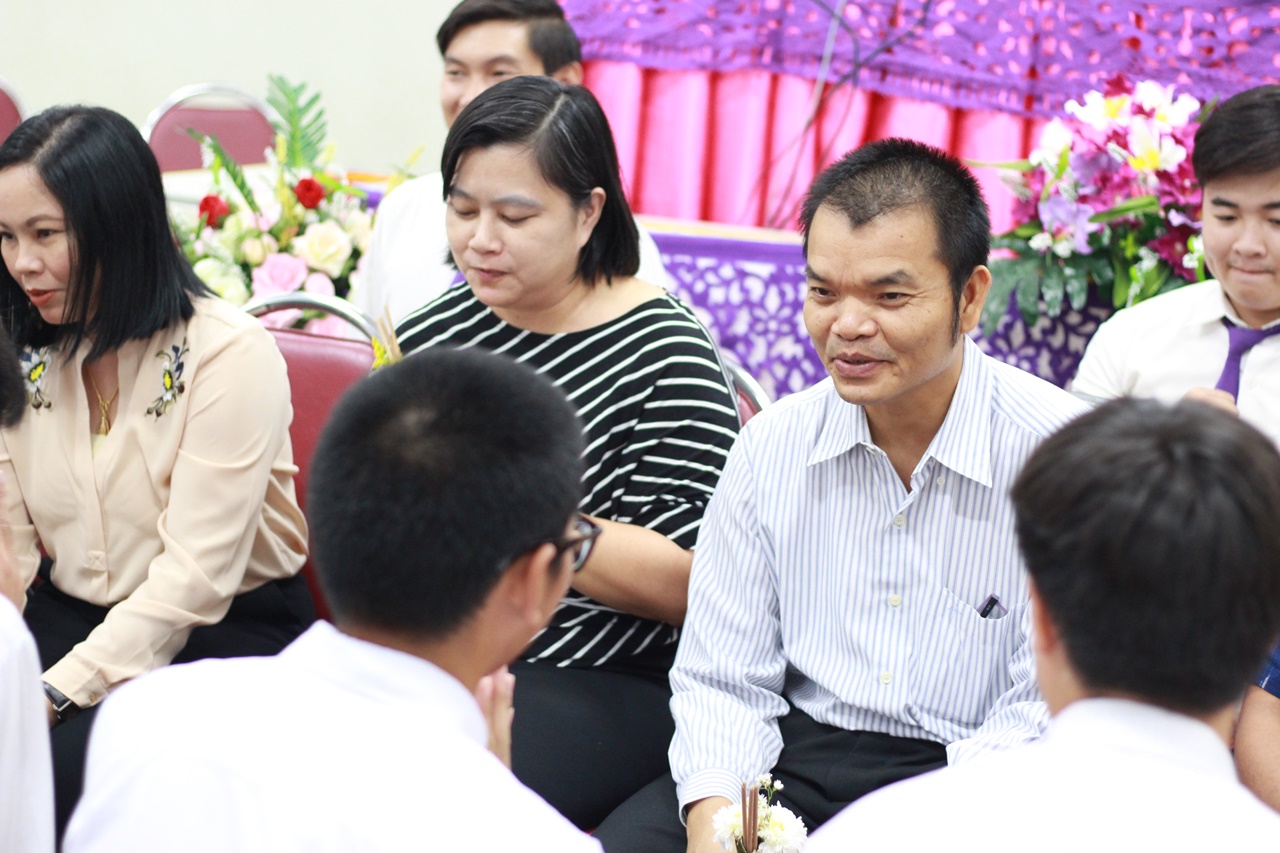 หน่วยกิจการนิสิตและทำนุบำรุงศิลปวัฒนธรรม พร้อมด้วยสโมสรนิสิต คณะรัฐศาสตร์และสังคมศาสตร์ มหาวิทยาลัยพะเยา ดำเนินโครงการคุรุปูจา ไหว้สา ปารมี(ไหว้ครูคณะรัฐศาสตร์และสังคมศาสตร์) ประจำปีการศึกษา 2561