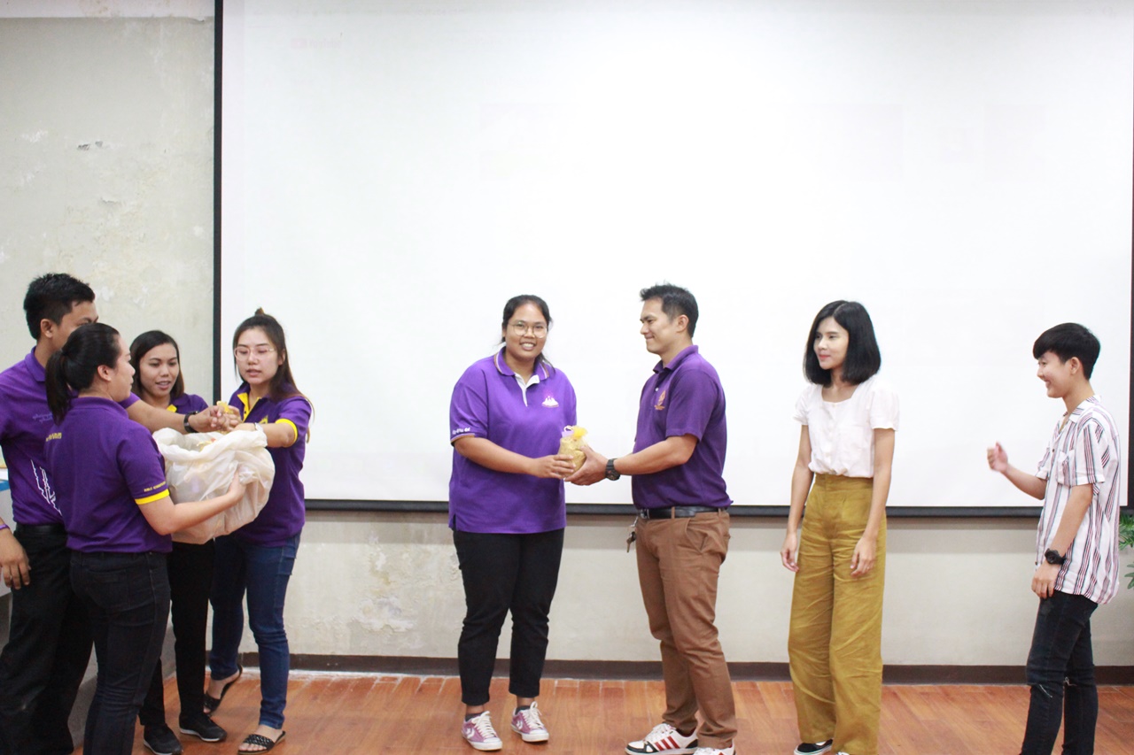 คณะรัฐศาสตร์และสังคมศาสตร์ มหาวิทยาลัยพะเยา ดำเนินโครงการรับน้อง-ฉลองพี่ สุขขี SPSS 2561  ณ ห้อง C 201