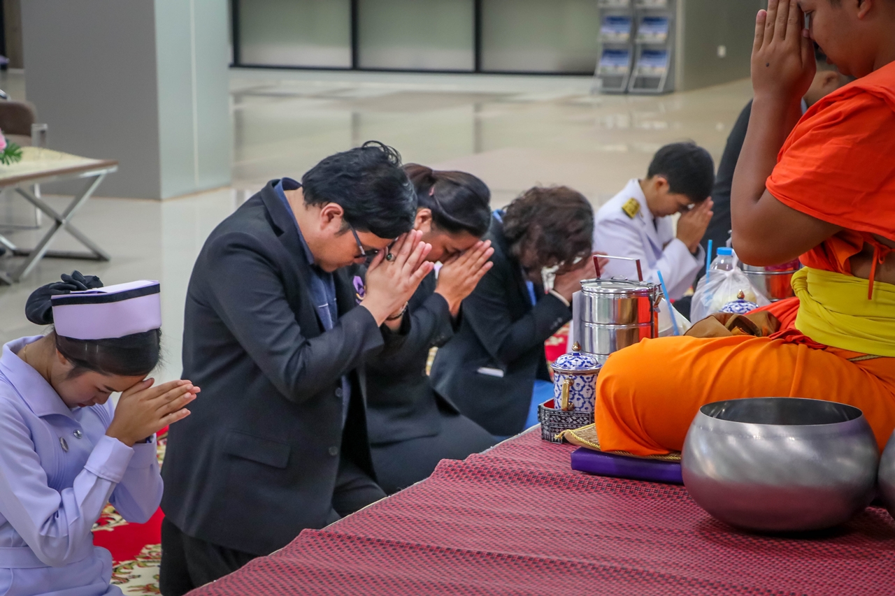 คณะรัฐศาสตร์และสังคมศาสตร์ มหาวิทยาลัยพะเยา ร่วมพิธีวันพยาบาลแห่งชาติ และวันทันตสาธารณสุข