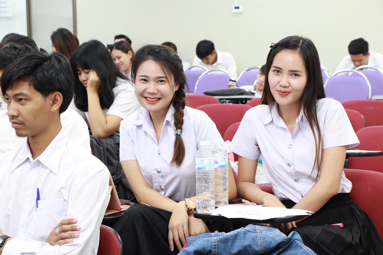 คณะรัฐศาสตร์และสังคมศาสตร์ มหาวิทยาลัยพะเยา ดำเนินโครงการฝึกประสบการณ์วิชาชีพสำหรับนักพัฒนา-นักปกครอง (กิจกรรมที่ 1 การอบรมทักษะการสื่อสารและการพัฒนาบุคลิกภาพเพื่อการปฏิบัติงานอย่างมีประสิทธิภาพ)