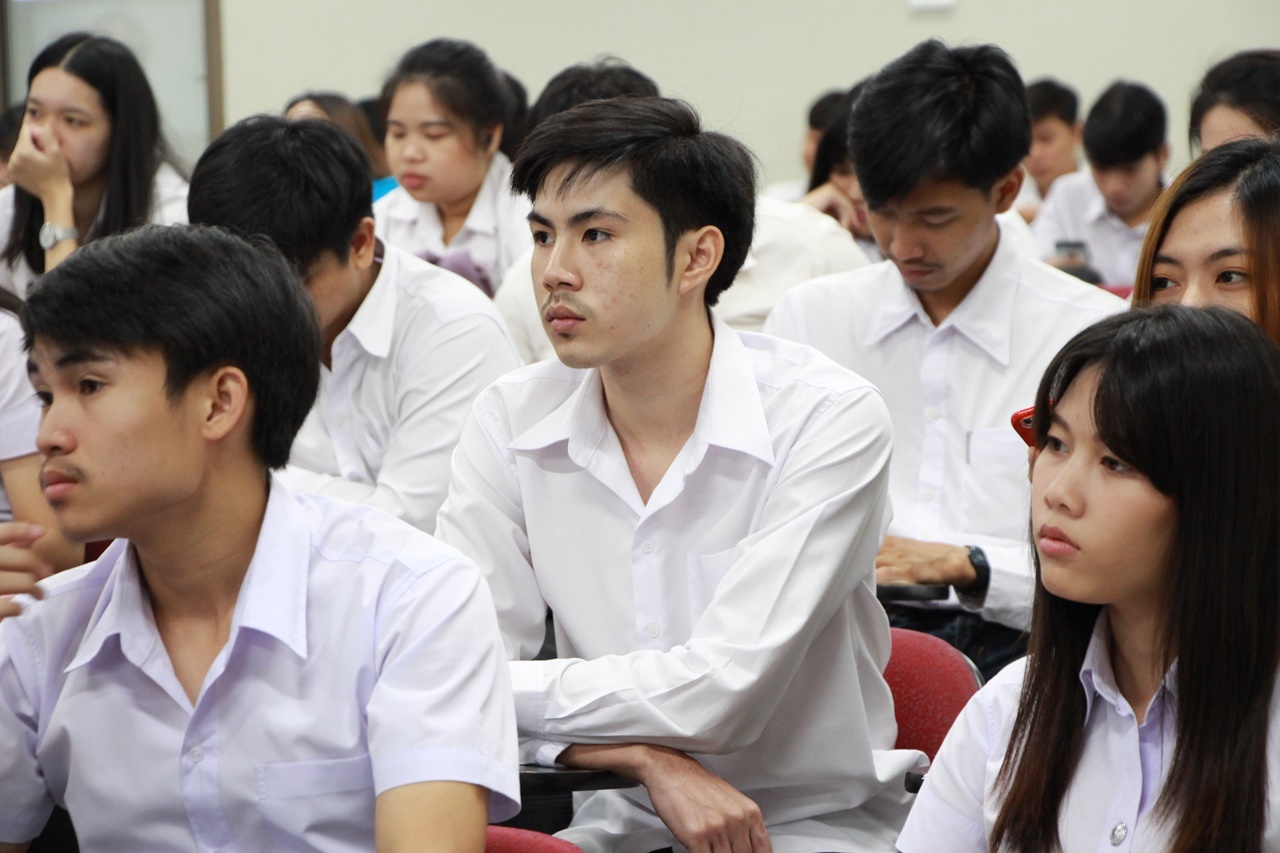 คณะรัฐศาสตร์และสังคมศาสตร์ มหาวิทยาลัยพะเยา ดำเนินโครงการฝึกประสบการณ์วิชาชีพสำหรับนักพัฒนา-นักปกครอง (กิจกรรมที่ 1 การอบรมทักษะการสื่อสารและการพัฒนาบุคลิกภาพเพื่อการปฏิบัติงานอย่างมีประสิทธิภาพ)