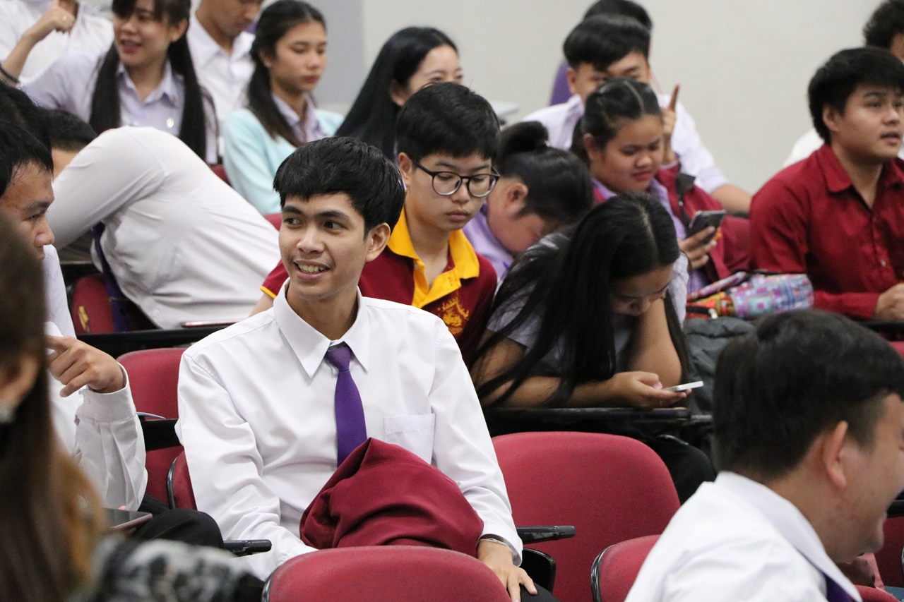 คณะรัฐศาสตร์และสังคมศาสตร์ มหาวิทยาลัยพะเยา ดำเนินโครงการฝึกประสบการณ์วิชาชีพสำหรับนักพัฒนา-นักปกครอง (กิจกรรมที่ 1 การอบรมทักษะการสื่อสารและการพัฒนาบุคลิกภาพเพื่อการปฏิบัติงานอย่างมีประสิทธิภาพ)