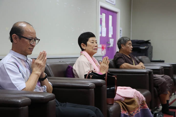 หน่วยกิจการนิสิตและทำนุบำรุงศิลปวัฒนธรรม ร่วมกับสโมสรนิสิตคณะรัฐศาสตร์และสังคมศาสตร์ มหาวิทยาลัยพะเยา ดำเนินโครงการสระเกล้าดำหัว ป๋าเวณีปี๋ใหม่เมือง ประจำปีการศึกษา 2561