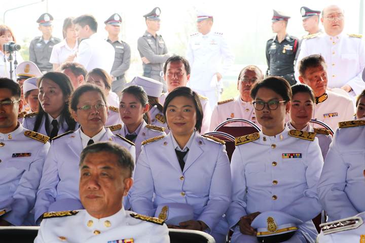  คณะรัฐศาสตร์และสังคมศาสตร์ มหาวิทยาลัยพะเยา ร่วมพิธีวางพวงมาลาถวายราชสักการะพระบรมราชานุสาวรีย์สมเด็จพระนเรศวรมหาราช เนื่องในวันคล้ายวันสวรรคตสมเด็จพระนเรศวรมหาราช ประจำปีพุทธศักราช 2561