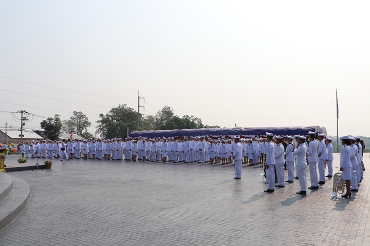  คณะรัฐศาสตร์และสังคมศาสตร์ มหาวิทยาลัยพะเยา ร่วมพิธีวางพวงมาลาถวายราชสักการะพระบรมราชานุสาวรีย์สมเด็จพระนเรศวรมหาราช เนื่องในวันคล้ายวันสวรรคตสมเด็จพระนเรศวรมหาราช ประจำปีพุทธศักราช 2561