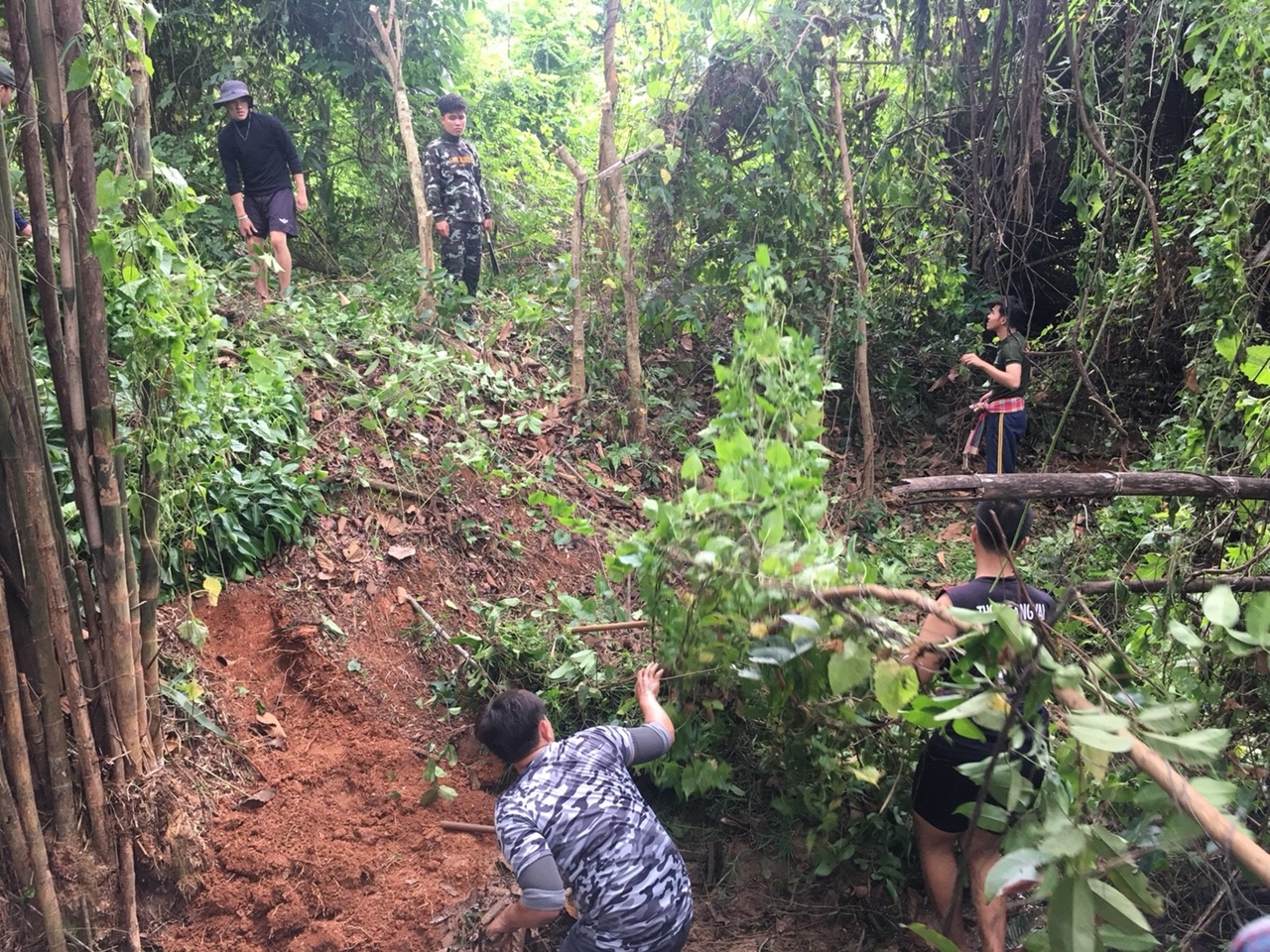 คณะรัฐศาสตร์และสังคมศาสตร์ มหาวิทยาลัยพะเยา ร่วมดำเนินกิจกรรม 1 คณะ 1 ฝายชะลอน้ำ ตามรอยพ่อสืบสานพระราชปณิธานในหลวงรัชกาลที่ 9 ณ ห้วยเคียน โรงเรียนบ้านห้วยเคียน ต.แม่กา อ.เมืองพะเยา จ.พะเยา 