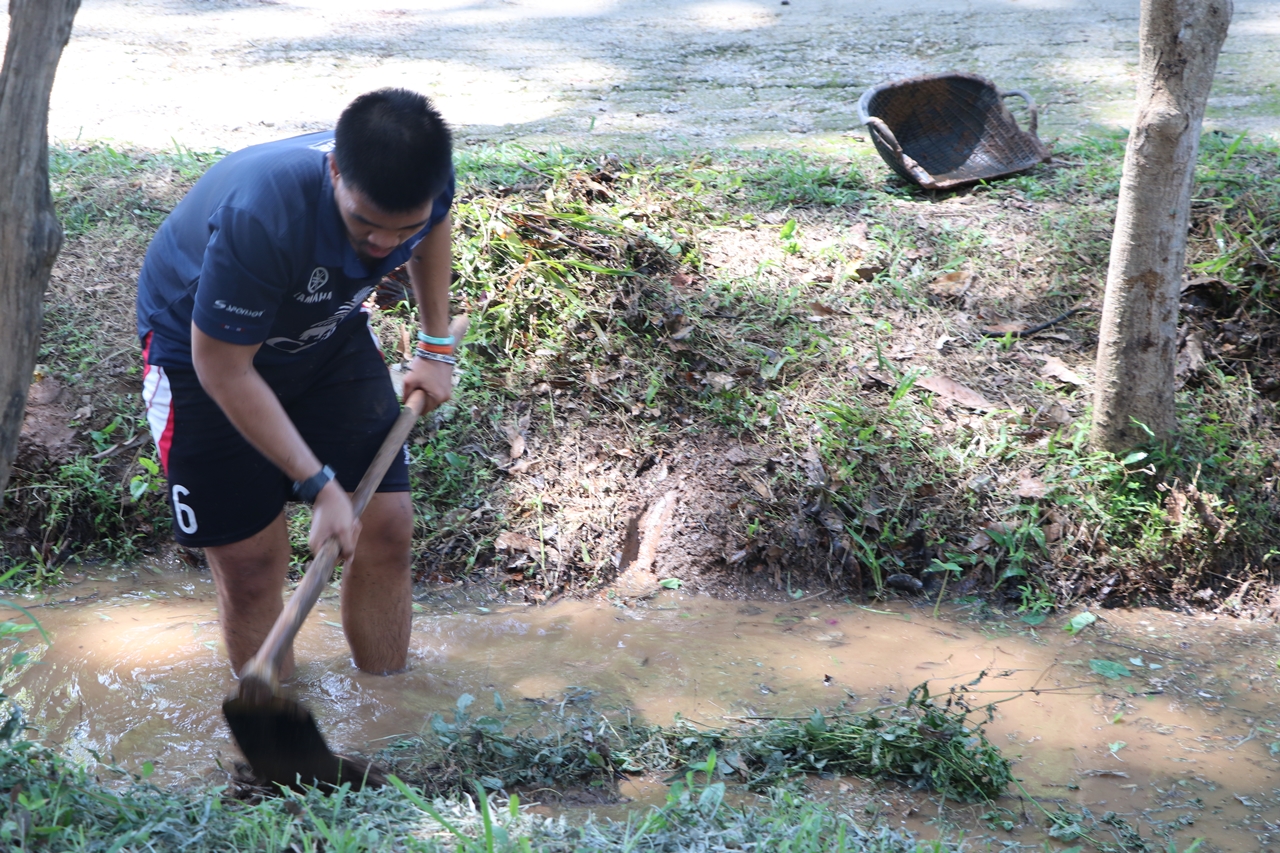 คณะรัฐศาสตร์และสังคมศาสตร์ มหาวิทยาลัยพะเยา ร่วมดำเนินกิจกรรม 1 คณะ 1 ฝายชะลอน้ำ ตามรอยพ่อสืบสานพระราชปณิธานในหลวงรัชกาลที่ 9 ณ ห้วยเคียน โรงเรียนบ้านห้วยเคียน ต.แม่กา อ.เมืองพะเยา จ.พะเยา 