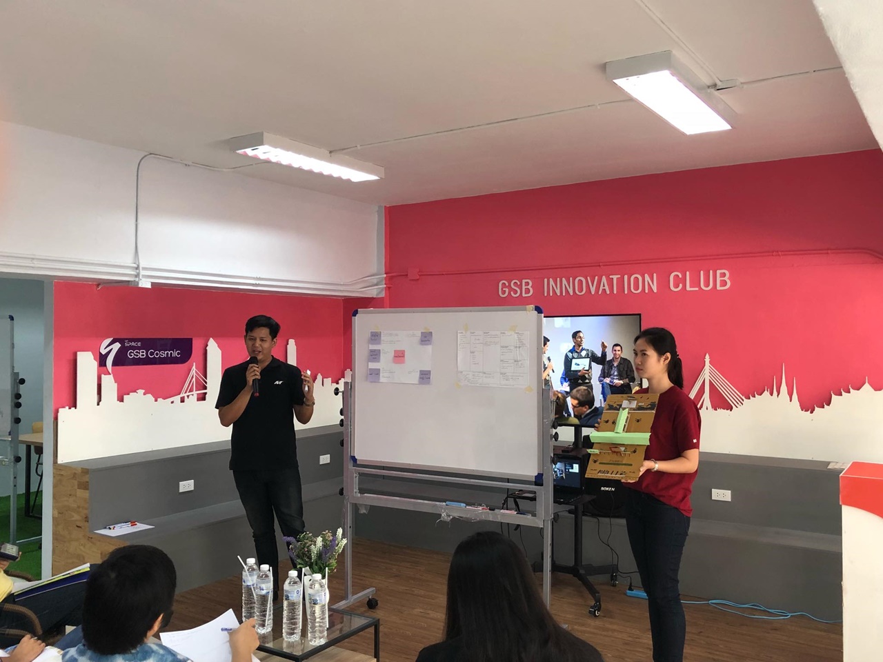 หน่วยวิจัย คณะรัฐศาสตร์และสังคมศาสตร์ มหาวิทยาลัยพะเยา ดำเนินโครงการส่งเสริมผลงานวิจัยและนวัตกรรมของนิสิต กิจกรรมที่ 1-2 การอบรมเชิงปฏิบัติการและการประกวดไอเดียนวัตกรรมทางสังคม