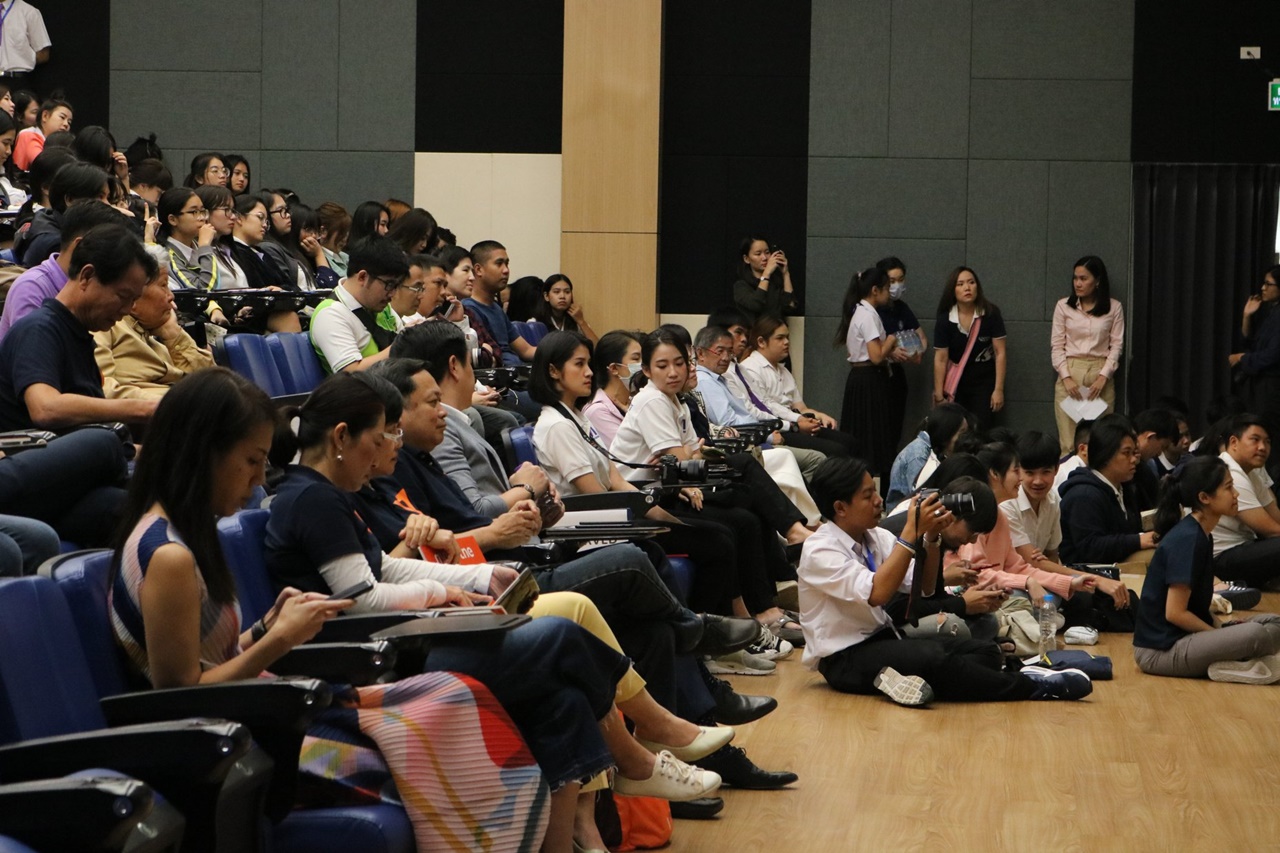 สาขาวิชารัฐศาสตร์ คณะรัฐศาสตร์และสังคมศาสตร์ มหาวิทยาลัยพะเยา ดำเนินโครงการอัตลักษณ์สิงห์ กิจกรรมที่ 3 ปีที่ 3 เพื่อชุมชน ณ ห้องประชุมใหญ่ อาคาร 50 ปี คณะรัฐศาสตร์ฯ มหาวิทยาลัยเชียงใหม่