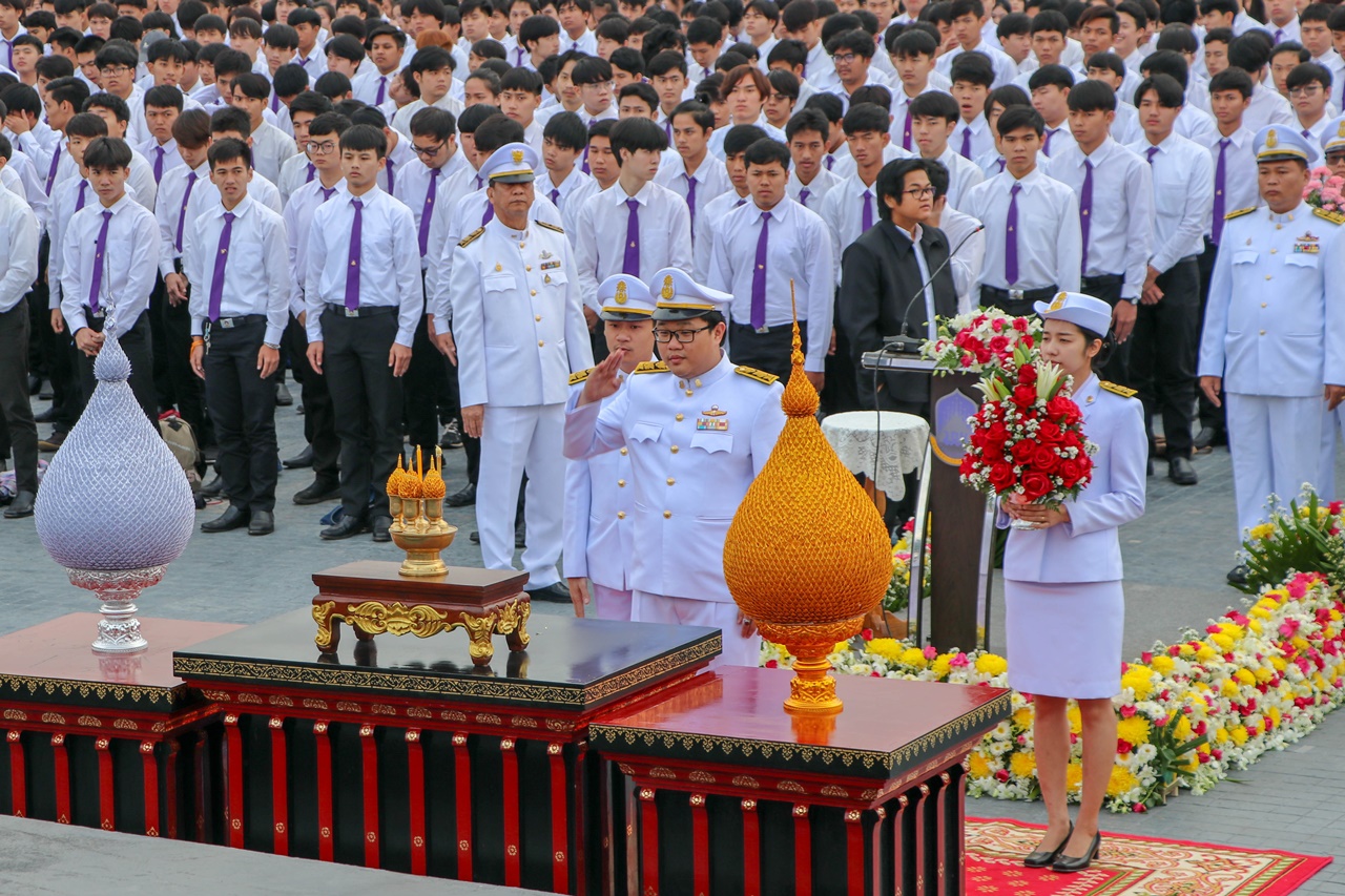 คณะรัฐศาสตร์และสังคมศาสตร์ มหาวิทยาลัยพะเยา เข้าร่วมพิธีบวงสรวงสมเด็จพระนเรศวรมหาราชและพิธีวันยุทธหัตถีสมเด็จพระนเรศวรมหาราช ณ ลานพระบรมราชานุสาวรีย์สมเด็จพระนเรศวรมหาราช มหาวิทยาลัยพะเยา 