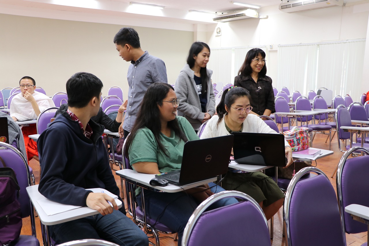 คณะรัฐศาสตร์และสังคมศาสตร์ มหาวิทยาลัยพะเยา ดำเนินโครงการรับน้อง-ฉลองพี่ สุขขี SPSS (กิจกรรมที่ 1 รับน้อง คล้องวิชา ตามประสา SPSS)