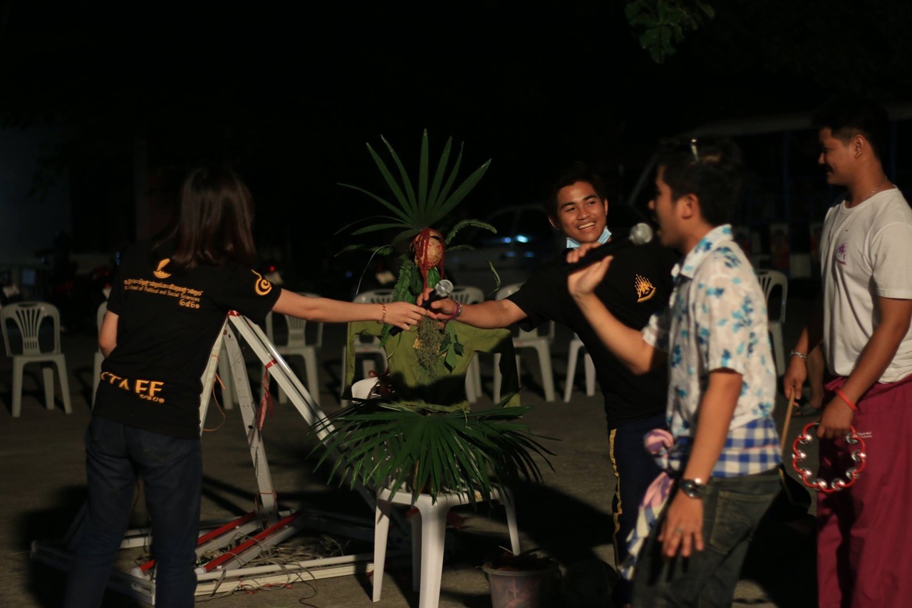 หน่วยกิจการนิสิต คณะรัฐศาสตร์และสังคมศาสตร์ มหาวิทยาลัยพะเยา   ดำเนินโครงการส่งเสริมกิจกรรมสโมสรนิสิต กิจกรรมที่ 1 “ค่ายรัฐ – พัฒ อาสา”