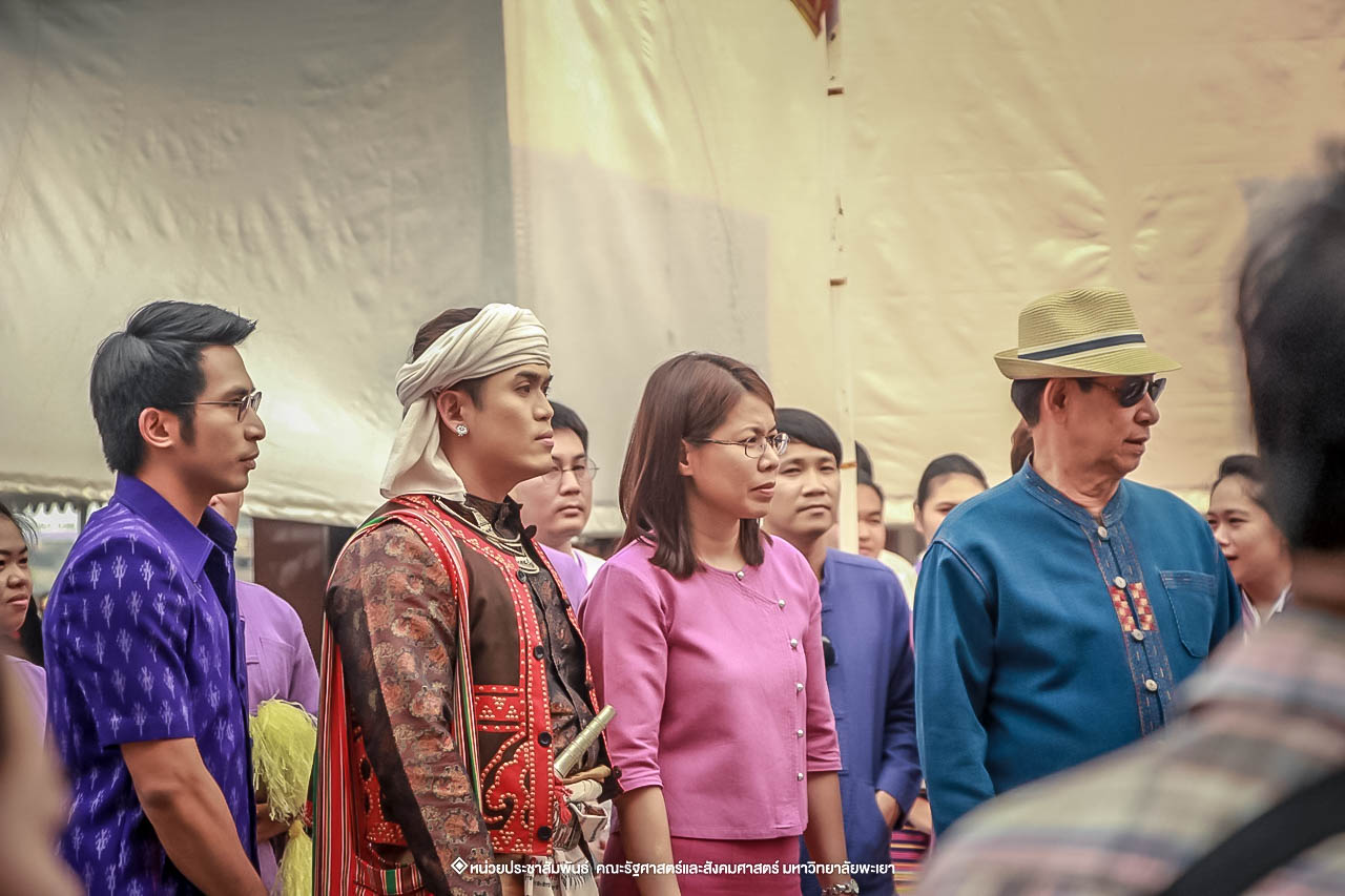 คณะรัฐศาสตร์และสังคมศาสตร์ มหาวิทยาลัยพะเยา ร่วมโครงการ “ประเพณีแห่ผ้าห่มพระธาตุจอมทอง” ครั้งที่ 4 โดยความร่วมมือระหว่างคณะศิลปศาสตร์ คณะรัฐศาสตร์และสังคมศาสตร์ และวิทยาลัยการศึกษา มหาวิทยาลัยพะเยา 