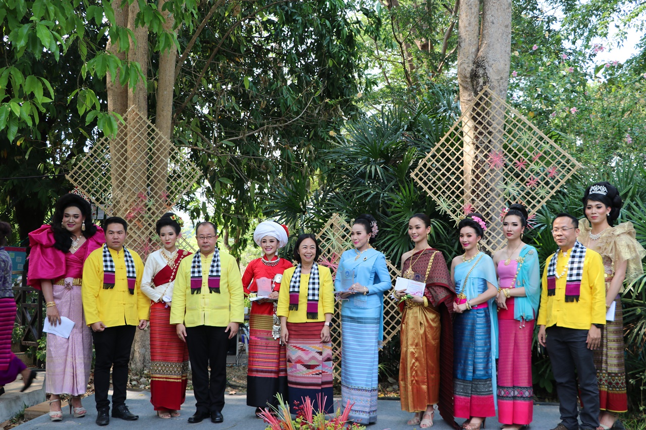 คณะรัฐศาสตร์และสังคมศาสตร์ มหาวิทยาลัยพะเยา  ร่วมงาน “สืบฮีต โตยฮอย ป๋าเวณี ปี๋ใหม่เมือง ม.พะเยา” ประจำปี 2562