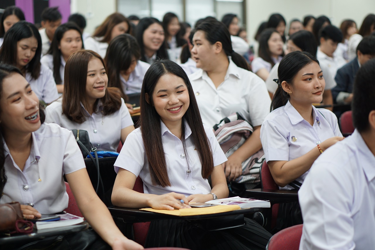 คณะรัฐศาสตร์และสังคมศาสตร์ มหาวิทยาลัยพะเยา จัดดำเนินโครงการฝึกประสบการณ์วิชาชีพสำหรับนักพัฒนา-นักปกครอง (กิจกรรมที่ 7 การปัจฉิมนิเทศสหกิจศึกษาและการฝึกงาน)