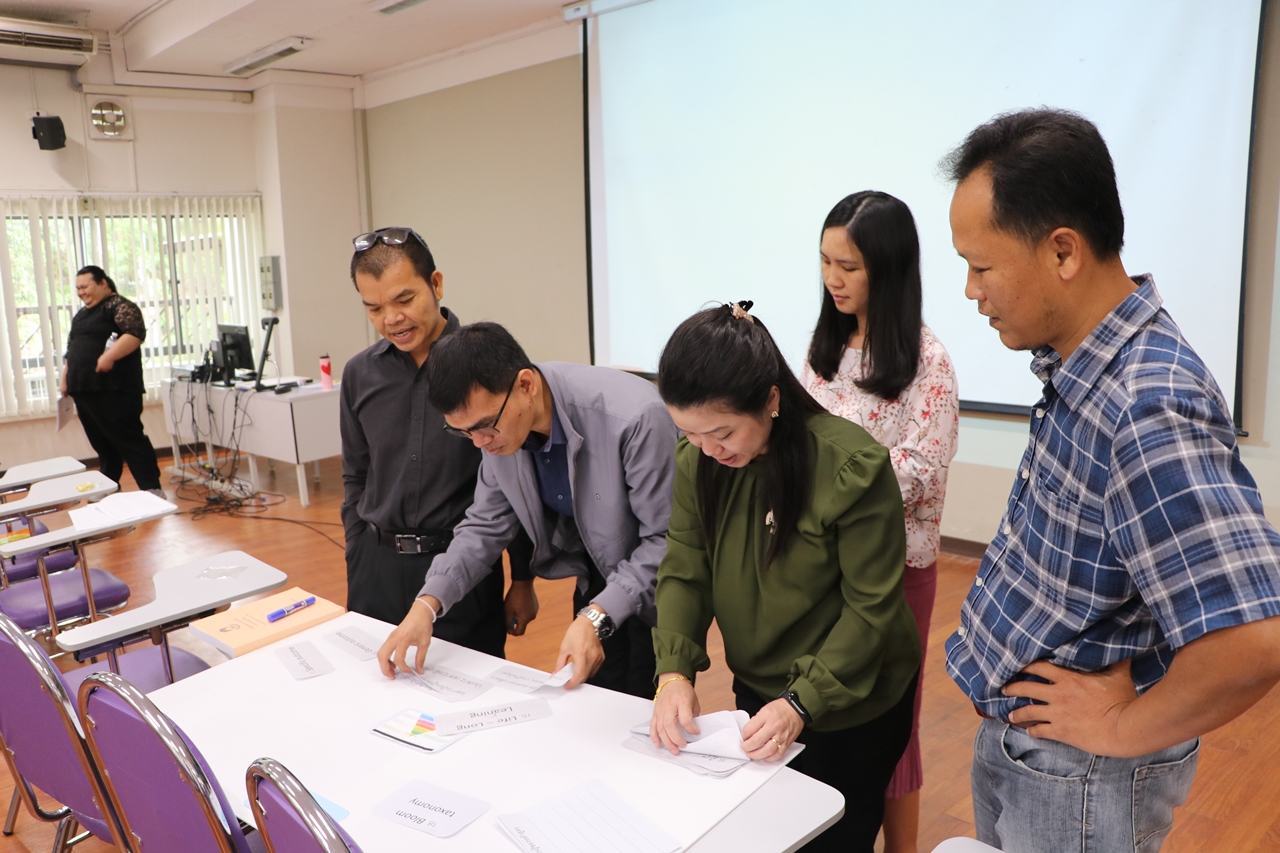 คณะรัฐศาสตร์และสังคมศาสตร์ มหาวิทยาลัยพะเยา ดำเนินโครงการ พัฒนาศักยภาพบุคลากรประจำปี และโครงการสัมมนาคณาจารย์  