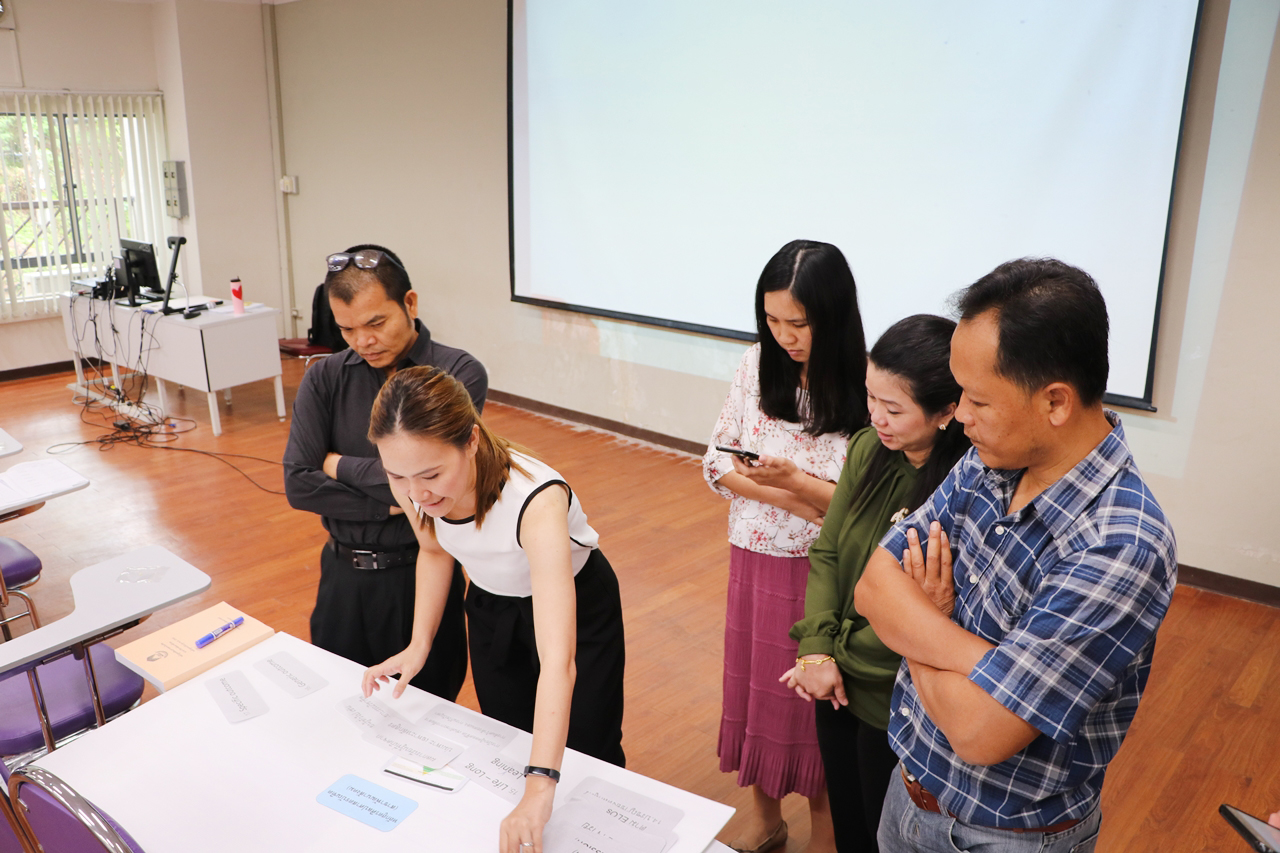 คณะรัฐศาสตร์และสังคมศาสตร์ มหาวิทยาลัยพะเยา ดำเนินโครงการ พัฒนาศักยภาพบุคลากรประจำปี และโครงการสัมมนาคณาจารย์  