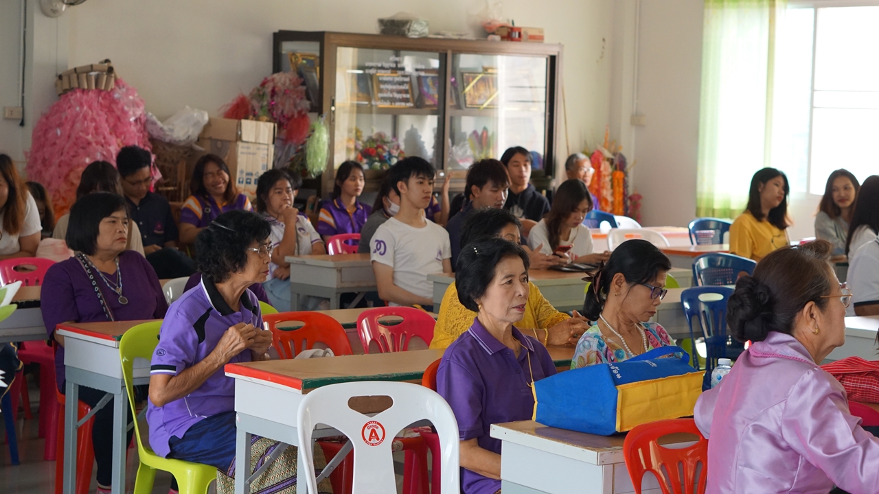 คณะรัฐศาสตร์และสังคมศาสตร์ มหาวิทยาลัยพะเยา จัดกิจกรรม “จิตอาสาพัฒนาอาราม เฉลิมพระเกียรติ”