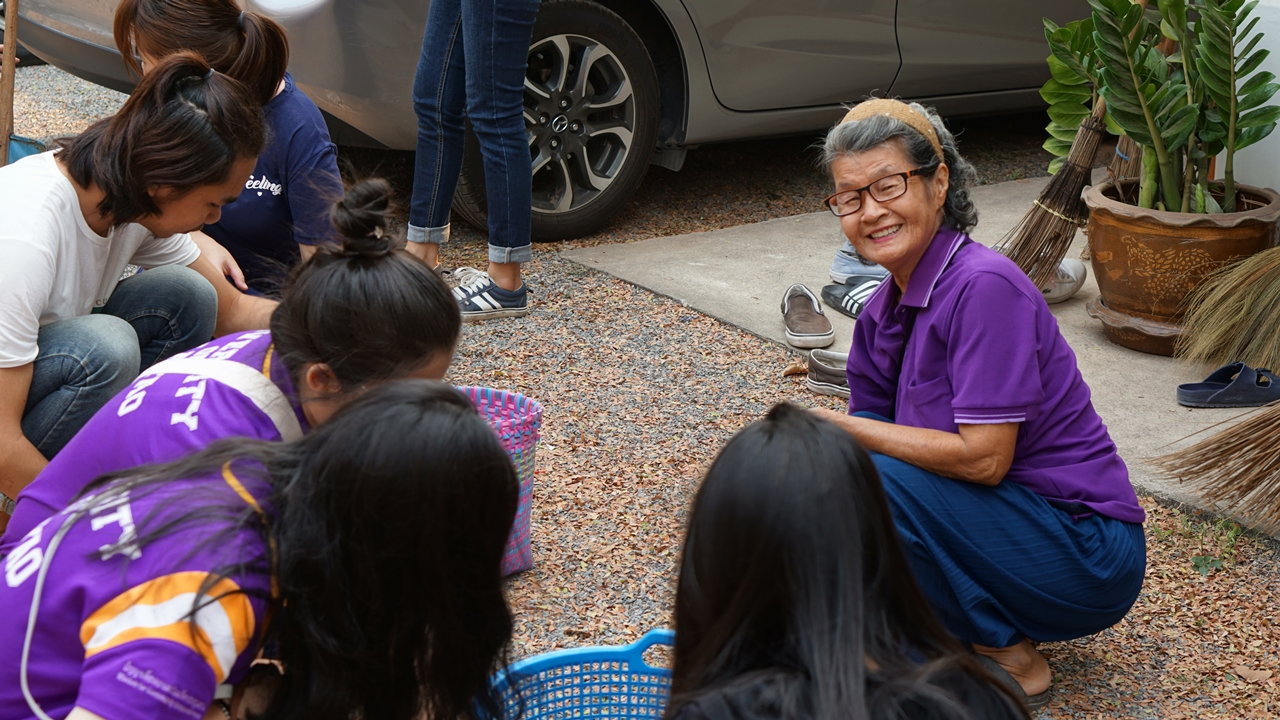 คณะรัฐศาสตร์และสังคมศาสตร์ มหาวิทยาลัยพะเยา จัดกิจกรรม “จิตอาสาพัฒนาอาราม เฉลิมพระเกียรติ”