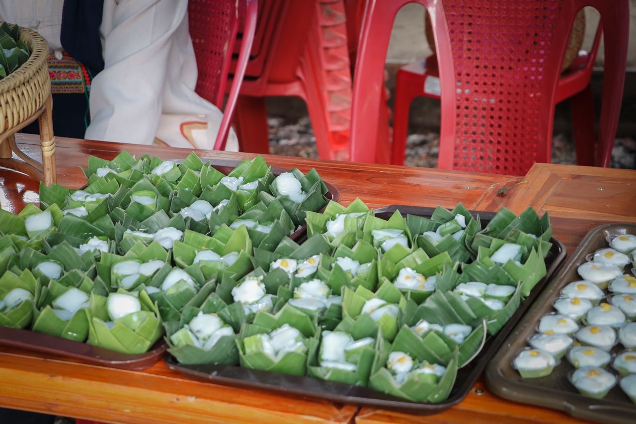 คณะรัฐศาสตร์และสังคมศาสตร์ มหาวิทยาลัยพะเยา ร่วมกิจกรรม “ข่วงผญ๋า”หรือ“ลานองค์ความรู้” ที่จัดขึ้นโดยทางศูนย์การเรียนรู้ผู้สูงวัยวัดแม่กาห้วยเคียน 