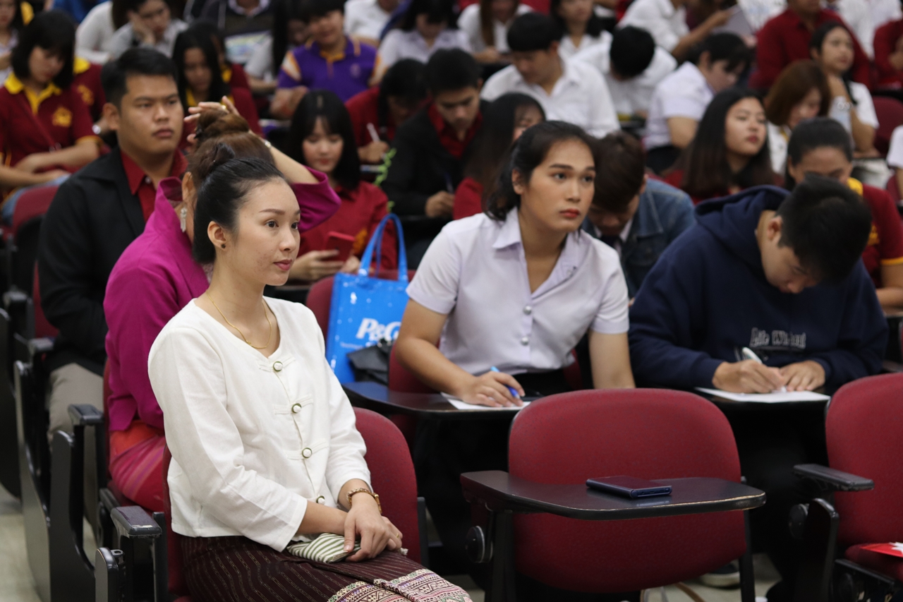 คณะรัฐศาสตร์และสังคมศาสตร์ มหาวิทยาลัยพะเยา จัดงานสัมมนาวิชาการด้านรัฐศาสตร์และสังคมศาสตร์  สัมมนารัฐศาสตร์และสังคมศาสตร์วิชาการ “คนเล็กในโลกที่แปรปรวน” เนื่องในโอกาสครบรอบ 5 ปี คณะรัฐศาสตร์และสังคมศาสตร์ 