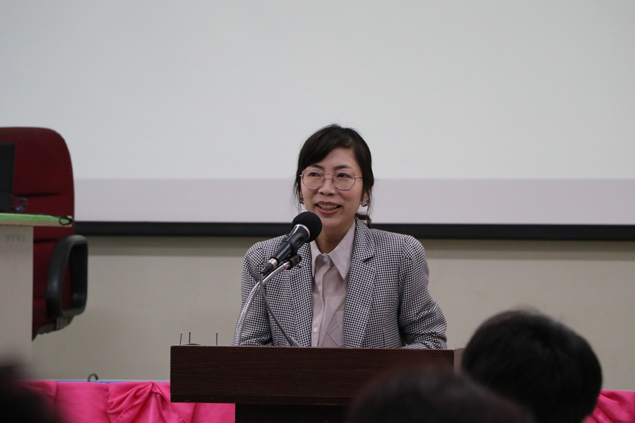 คณะรัฐศาสตร์และสังคมศาสตร์ มหาวิทยาลัยพะเยา จัดงานสัมมนาวิชาการด้านรัฐศาสตร์และสังคมศาสตร์  สัมมนารัฐศาสตร์และสังคมศาสตร์วิชาการ “คนเล็กในโลกที่แปรปรวน” เนื่องในโอกาสครบรอบ 5 ปี คณะรัฐศาสตร์และสังคมศาสตร์ 