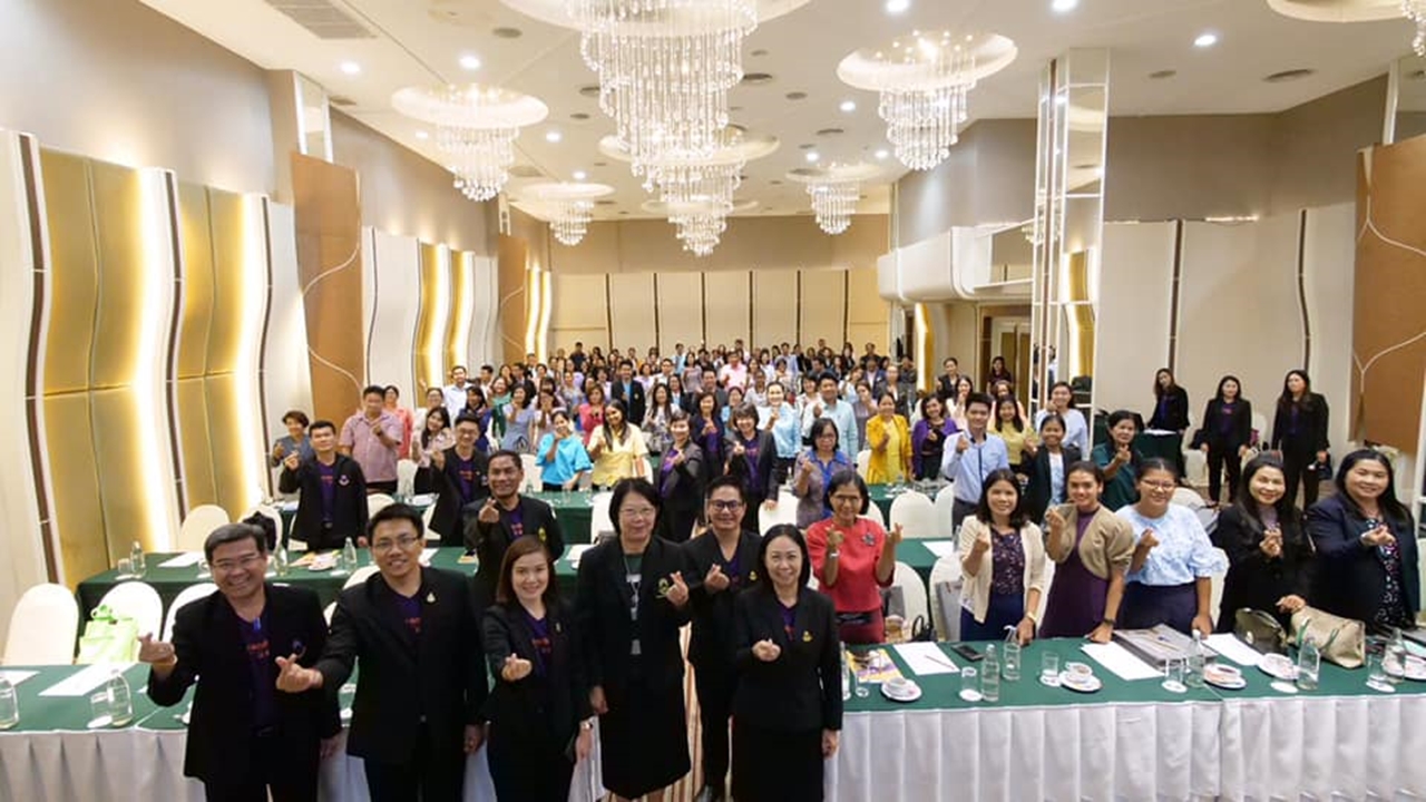 คณะรัฐศาสตร์และสังคมศาสตร์ เข้าร่วมแนะแนวสัญจร ปีการศึกษา 2563  ในโครงการผู้บริหารมหาวิทยาลัยพะเยา พบผู้บริหารสถานศึกษาและครูแนะแนว