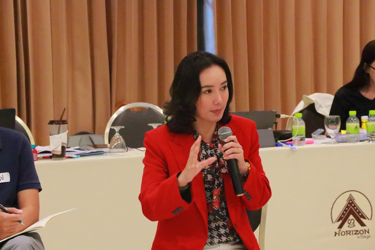 คณะรัฐศาสตร์และสังคมศาสตร์ มหาวิทยาลัยพะเยา ร่วมกับ มูลนิธิฮันซ์ ไซเดล (สหพันธสาธารณรัฐเยอรมนี) จัดโครงการ “การพัฒนาศักยภาพผู้นำหญิง (รุ่นที่ 5) : ผู้หญิงบนเส้นทางการเมือง (ท้องถิ่น)” ณ จ.เชียงใหม่