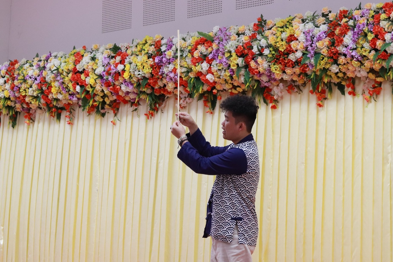 คณะรัฐศาสตร์และสังคมศาสตร์ ร่วมกับคณะศิลปศาสตร์ มหาวิทยาลัยพะเยา จัดโครงการทำนุบำรุงศิลปและวัฒนธรรม ประดิษฐ์โคมแขวนแบบล้านนา 