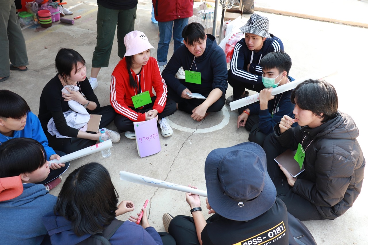 หน่วยกิจการนิสิต และสโมสรนิสิตคณะรัฐศาสตร์และสังคมศาสตร์ มหาวิทยาลัยพะเยา  ดำเนินโครงการส่งเสริมและพัฒนานิสิต กิจกรรมที่ 1 รัฐ-พัฒสัมพันธ์สร้างการเรียนรู้สู่ชุมชน ณ โรงเรียนริมวัง 2 ตำบลป่าหุ่ง อำเภอพาน จังหวัดเชียงราย