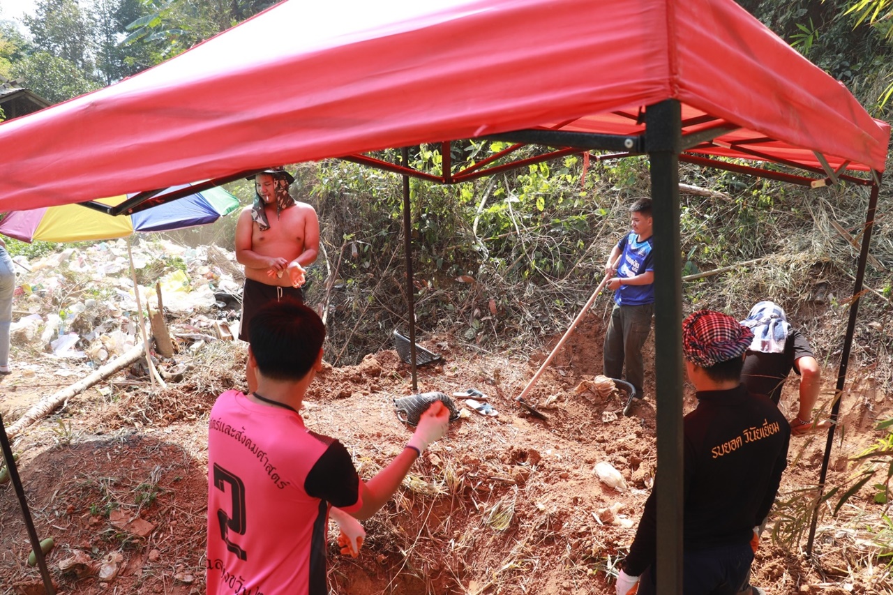 หน่วยกิจการนิสิต และสโมสรนิสิตคณะรัฐศาสตร์และสังคมศาสตร์ มหาวิทยาลัยพะเยา  ดำเนินโครงการส่งเสริมและพัฒนานิสิต กิจกรรมที่ 1 รัฐ-พัฒสัมพันธ์สร้างการเรียนรู้สู่ชุมชน ณ โรงเรียนริมวัง 2 ตำบลป่าหุ่ง อำเภอพาน จังหวัดเชียงราย