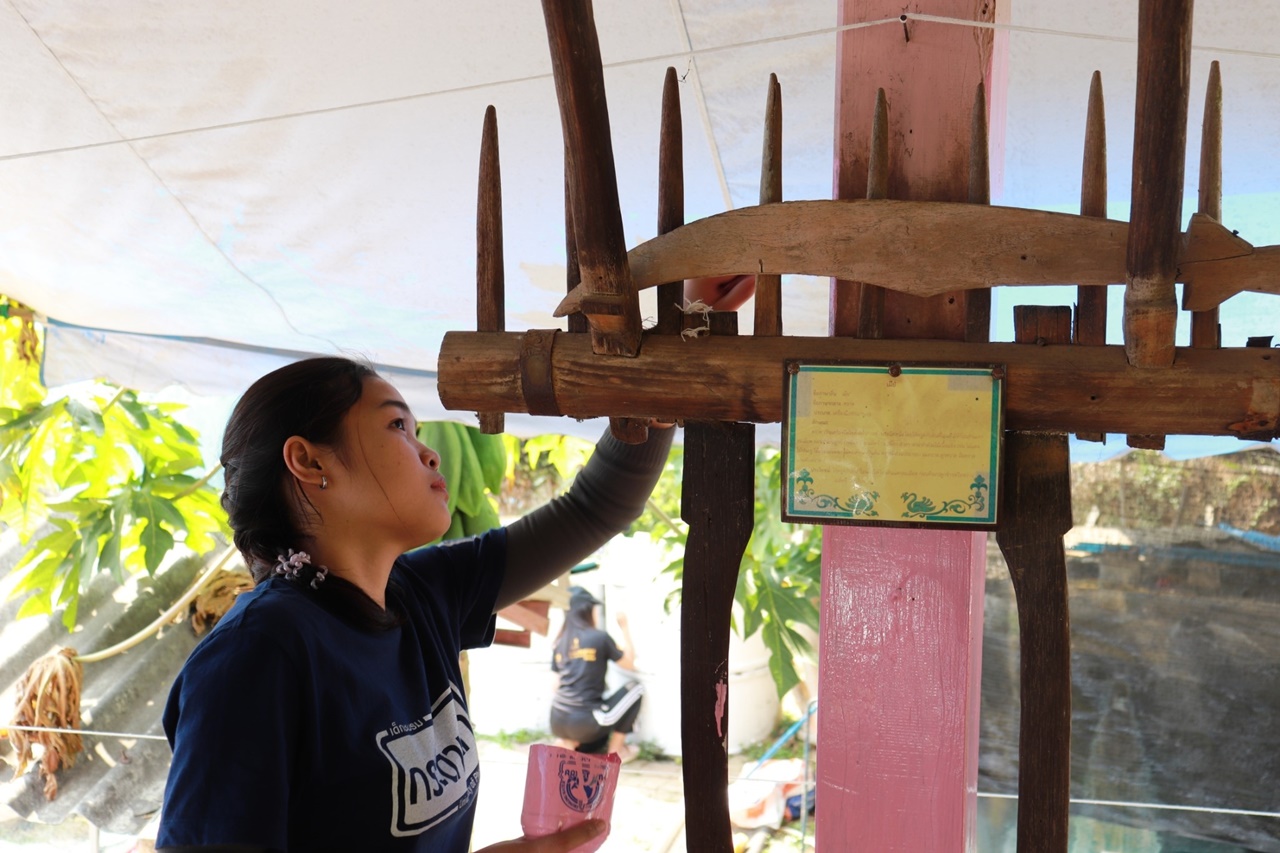 หน่วยกิจการนิสิต และสโมสรนิสิตคณะรัฐศาสตร์และสังคมศาสตร์ มหาวิทยาลัยพะเยา  ดำเนินโครงการส่งเสริมและพัฒนานิสิต กิจกรรมที่ 1 รัฐ-พัฒสัมพันธ์สร้างการเรียนรู้สู่ชุมชน ณ โรงเรียนริมวัง 2 ตำบลป่าหุ่ง อำเภอพาน จังหวัดเชียงราย