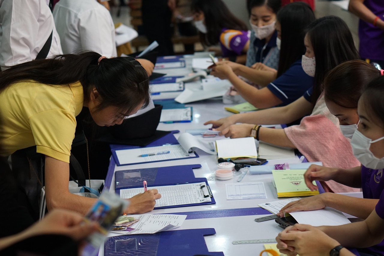 คณะรัฐศาสตร์และสังคมศาสตร์ ดำเนินการฝึกซ้อมและเตรียมความพร้อมเข้ารับพระราชทานปริญญาบัตร  ประจำปีการศึกษา 2561