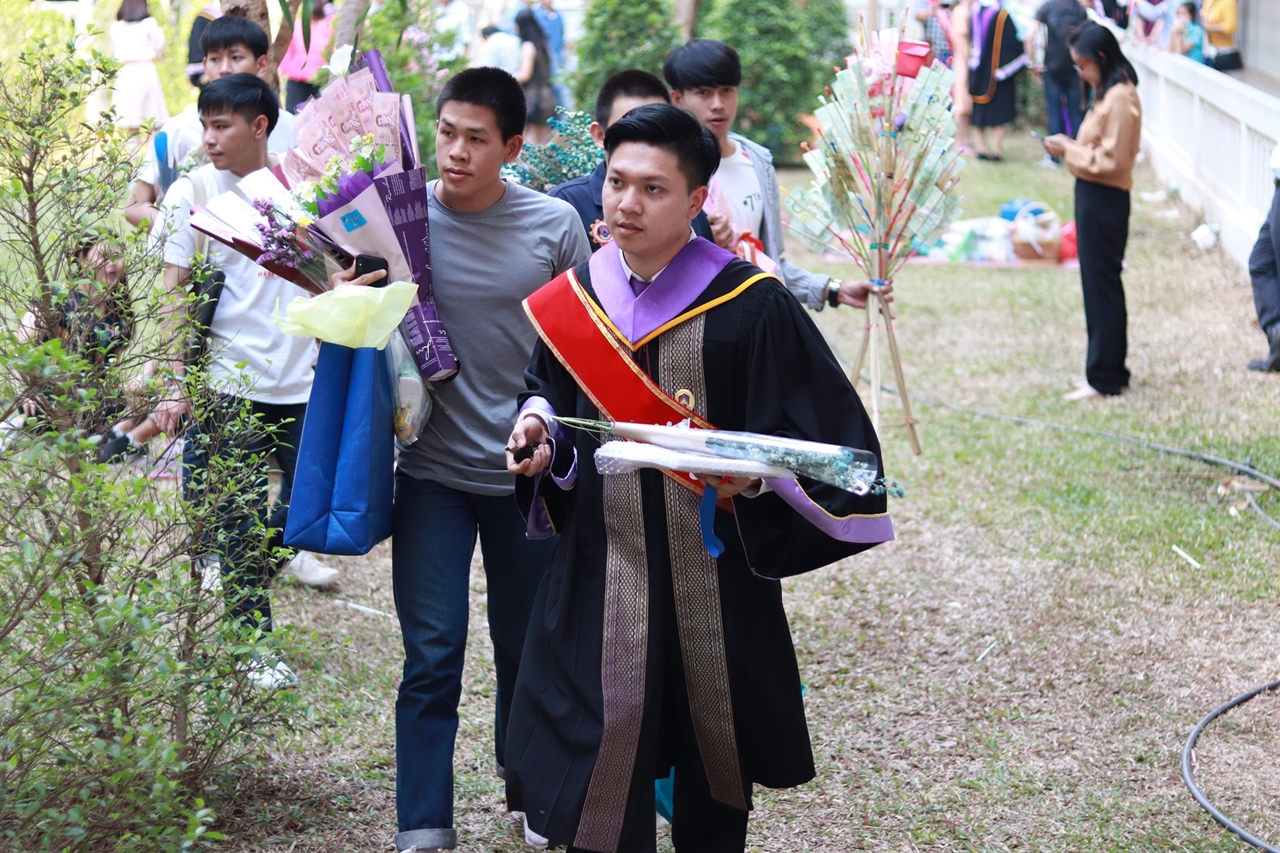 คณะรัฐศาสตร์และสังคมศาสตร์ ดำเนินการฝึกซ้อมและเตรียมความพร้อมเข้ารับพระราชทานปริญญาบัตร  ประจำปีการศึกษา 2561