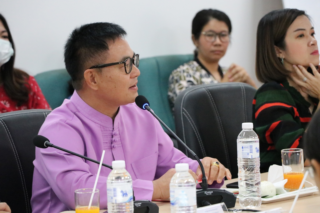 คณะผู้บริหารมหาวิทยาลัยพะเยา พบบุคลากร คณะรัฐศาสตร์และสังคมศาสตร์ 