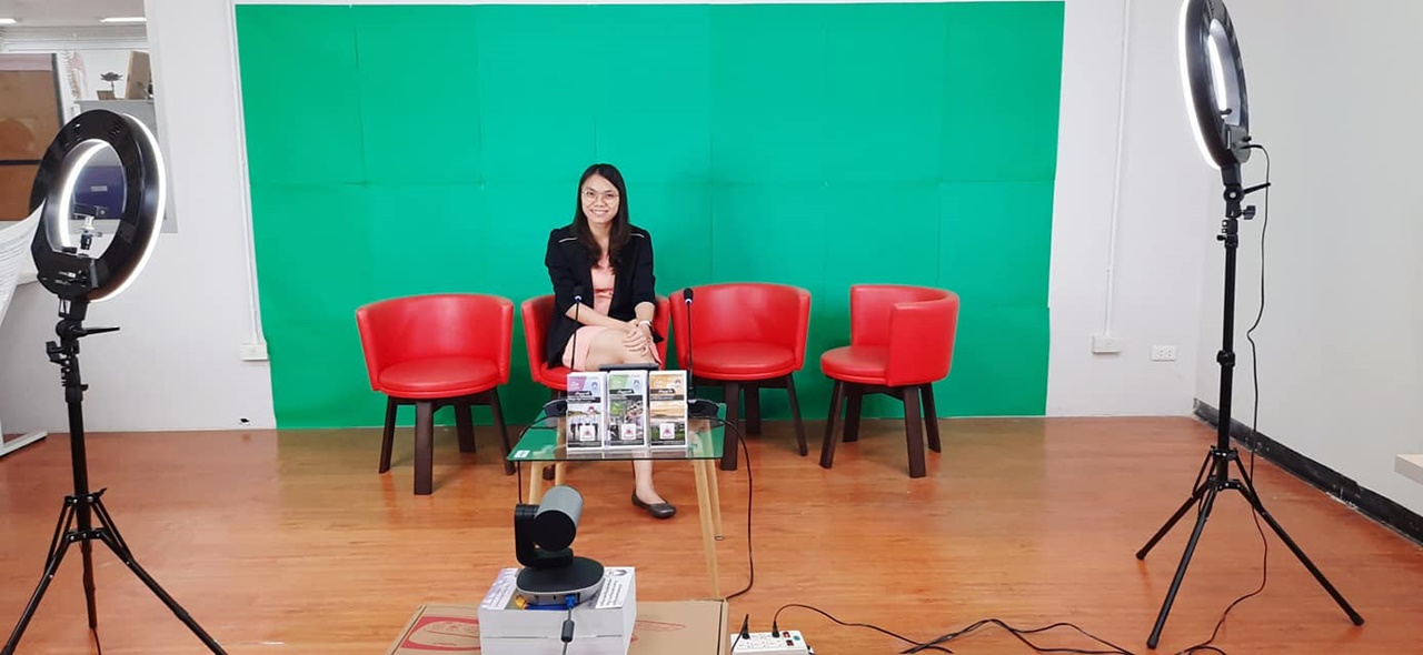 คณะรัฐศาสตร์และสังคมศาสตร์ มหาวิทยาลัยพะเยา ดำเนินกิจกรรมปฐมนิเทศนิสิต ประจำปีการศึกษา 2563 ในรูปแบบออนไลน์ Facebook Live