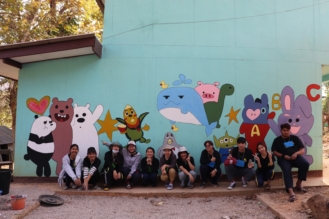 คณะรัฐศาสตร์และสังคมศาสตร์ มหาวิทยาลัยพะเยา ดำเนินโครงการส่งเสริมและสร้างการเรียนรู้สู่ชุมชน ค่ายรัฐ-พัฒน์รวมใจพัฒนา ปีที่ 2 ณ โรงเรียนบ้านแม่งาวใต้ อำเภองาว จังหวัดลำปาง