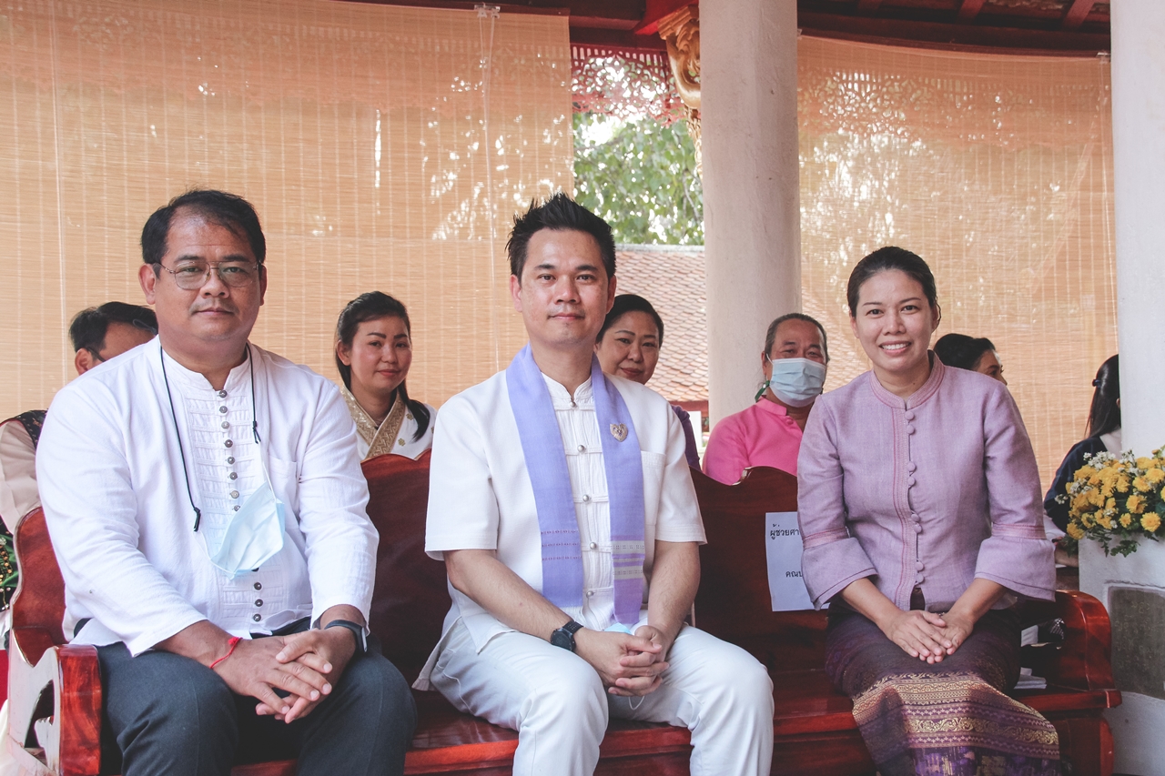 คณะรัฐศาสตร์และสังคมศาสตร์ ดำเนินโครงการ “ประเพณีแห่ผ้าห่มพระธาตุจอมทอง” ครั้งที่ 6 โดยมหาวิทยาลัยพะเยาระหว่างคณะศิลปศาสตร์ คณะรัฐศาสตร์และสังคมศาสตร์ และวิทยาลัยการศึกษา ณ วัดพระธาตุจอมทอง จังหวัดพะเยา