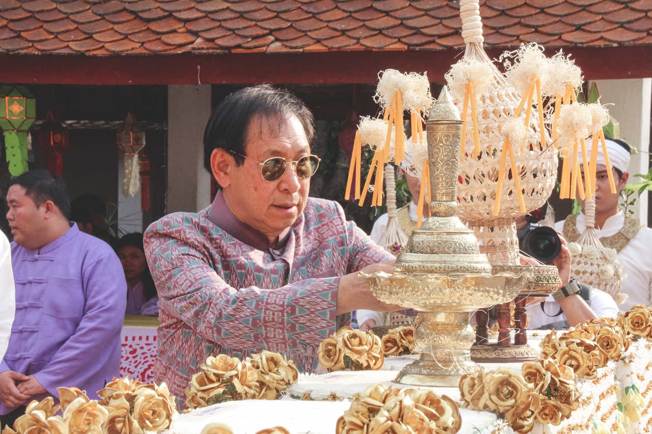 คณะรัฐศาสตร์และสังคมศาสตร์ ดำเนินโครงการ “ประเพณีแห่ผ้าห่มพระธาตุจอมทอง” ครั้งที่ 6 โดยมหาวิทยาลัยพะเยาระหว่างคณะศิลปศาสตร์ คณะรัฐศาสตร์และสังคมศาสตร์ และวิทยาลัยการศึกษา ณ วัดพระธาตุจอมทอง จังหวัดพะเยา