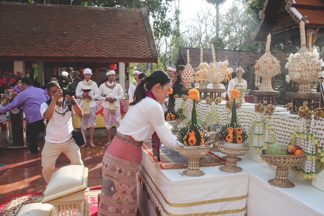 คณะรัฐศาสตร์และสังคมศาสตร์ ดำเนินโครงการ “ประเพณีแห่ผ้าห่มพระธาตุจอมทอง” ครั้งที่ 6 โดยมหาวิทยาลัยพะเยาระหว่างคณะศิลปศาสตร์ คณะรัฐศาสตร์และสังคมศาสตร์ และวิทยาลัยการศึกษา ณ วัดพระธาตุจอมทอง จังหวัดพะเยา
