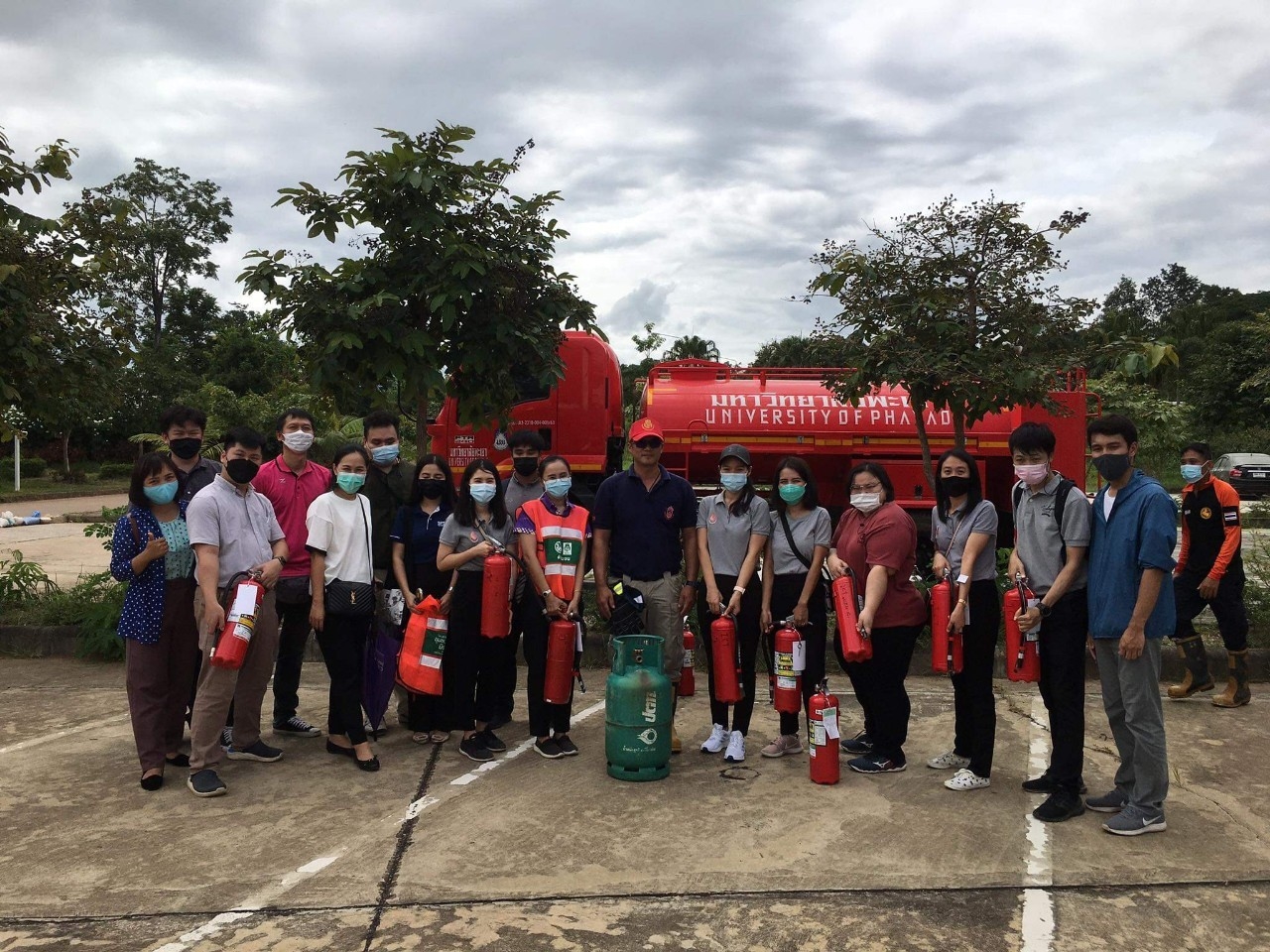 คณะรัฐศาสตร์และสังคมศาสตร์ มหาวิทยาลัยพะเยา เข้าร่วมอบรม ดำเนินการฝึกซ้อมดับเพลิงและฝึกซ้อมอพยพหนีไฟ