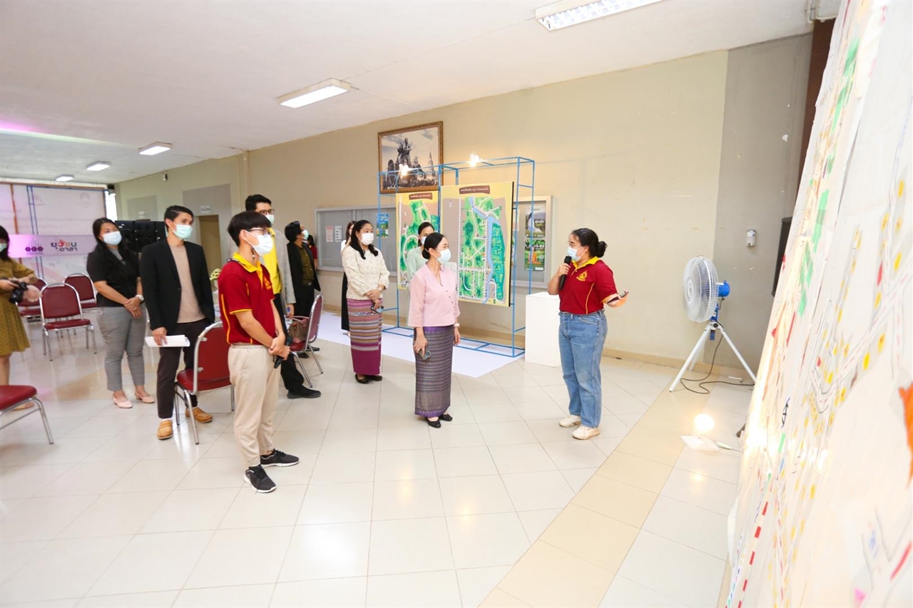 คณะรัฐศาสตร์และสังคมศาสตร์ ร่วมกับ คณะเทคโนโลยีสารสนเทศและการสื่อสาร จัดกิจกรรม การนำเสนอผลงานต่อผู้บริหารมหาวิทยาลัย